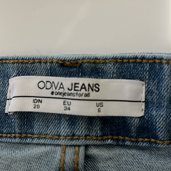 Denim Midi Skirt. Size 29 - Picture 9 of 14